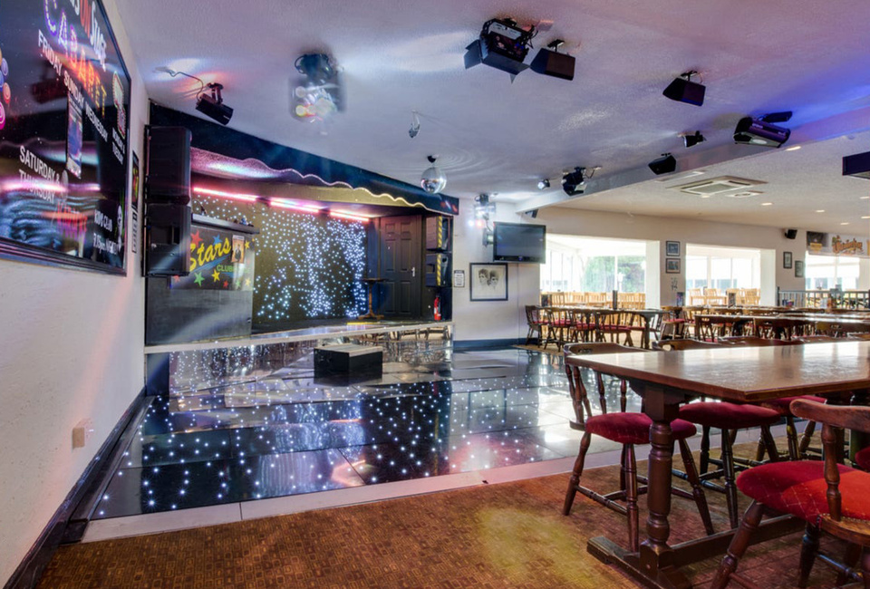 Live Entertainment Every Night